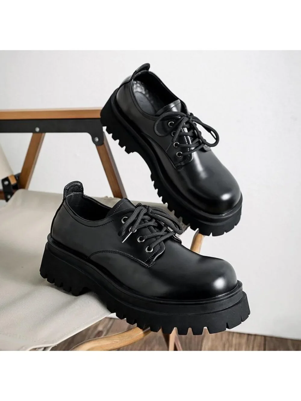 Stylish Men's Leather Oxfords - Chunky Heel, Lace-Up, Non-Slip, Comfortable